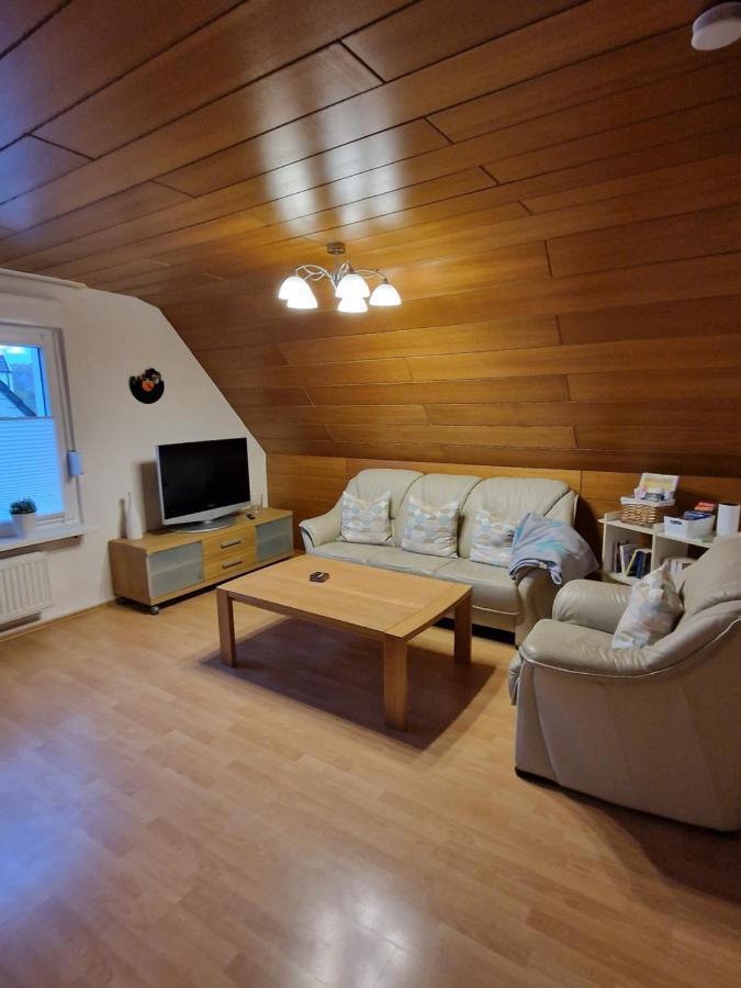 Ruhrpottbude - Private Ferienwohnung Im Herzen Des Ruhrgebiets Bochum Extérieur photo